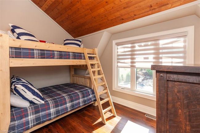 250 S Shore Rd, House other with 6 bedrooms, 4 bathrooms and 12 parking in Pointe-Au-Baril-Station ON | Image 30