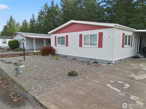 4 Blitzen Ln, Shelton, WA, 98584-1286 | Card Image