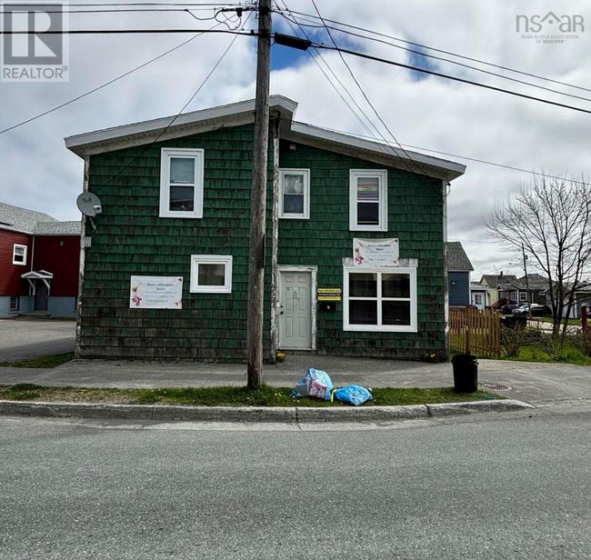 952 Victoria Rd, Home with 0 bedrooms, 0 bathrooms and null parking in Sydney NS | Image 2