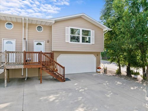 318 Summit St, Belle Fourche, SD, 57717-2255 | Card Image