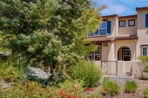 2216 Bell Flower Ln, Santa Rosa, CA, 95404 | Card Image