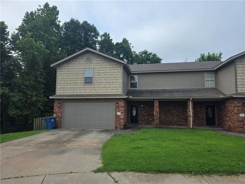605 Nw 17th Ct, Bentonville, AR, 72712-4072 | Card Image