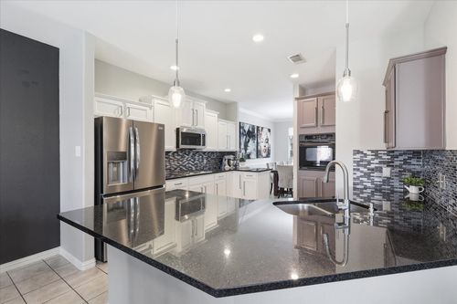 851 Branch Xing, Lantana, TX, 76226-6448 | Card Image