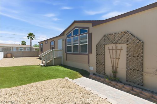 6253 Mount Rainier Ave, Las Vegas, NV, 89156-5917 | Card Image