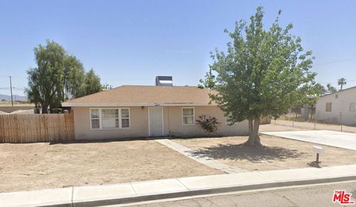 660 N 6th St, Blythe, CA, 92225-1232 | Card Image