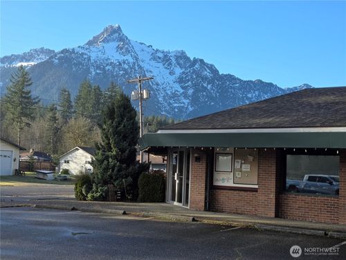 1200 Seeman St, Darrington, WA, 98241-9103 | Card Image