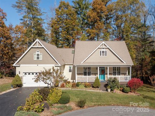 249 Stone House Rd, Hendersonville, NC, 28739-5851 | Card Image