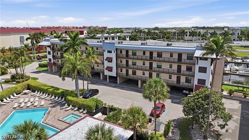 107b-803 River Point Dr, NAPLES, FL, 34102-3412 | Card Image