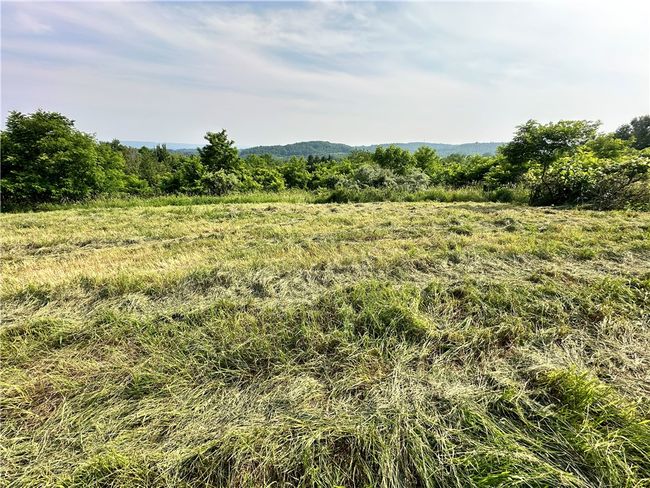127 Pax View Hills Lane, House other with 4 bedrooms, 3 bathrooms and null parking in Unity Twp PA | Image 20