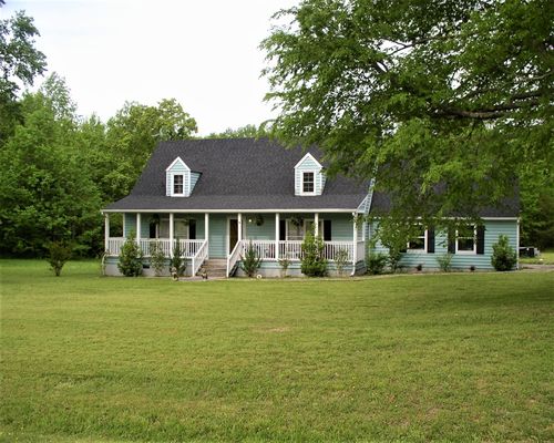 339 Berry Hill Dr, Clarksville, VA, 23927-4309 | Card Image