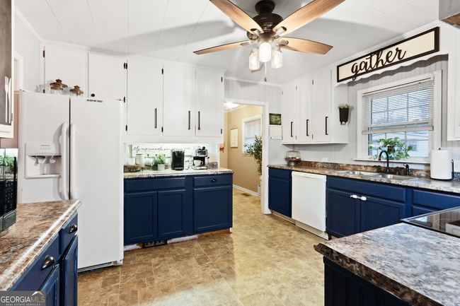 280 S Lewis St, House other with 3 bedrooms, 2 bathrooms and 2 parking in Metter GA | Image 10
