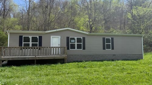 3230 Scaffold Cane Rd, Berea, KY, 40403-9285 | Card Image