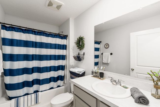 598 Faulkner Dr, House other with 3 bedrooms, 2 bathrooms and null parking in Lithopolis OH | Image 19