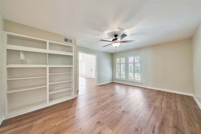 8111 Middle Ct, Townhouse with 3 bedrooms, 3 bathrooms and null parking in Austin TX | Image 18