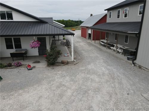 8905 Tunnel Mill Rd, Marysville, IN, 47141-9611 | Card Image