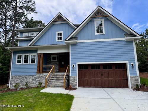 305 Burning Tree Rd, Pinehurst, NC, 28374-9332 | Card Image