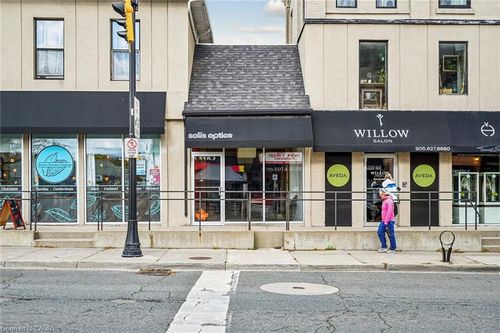 95 King St W, Dundas, ON, L9H1V1 | Card Image