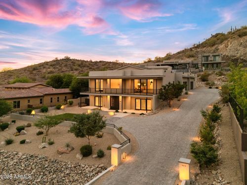6612 W Gold Mountain Pass, Phoenix, AZ, 85083-7454 | Card Image