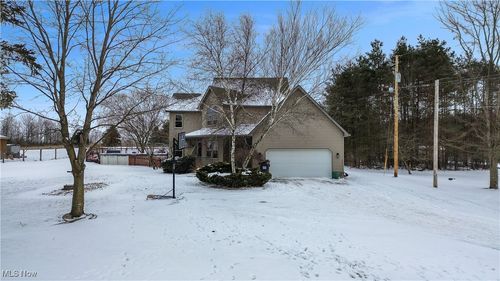 8241 Akron Canfield Road, Canfield, OH, 44406 | Card Image