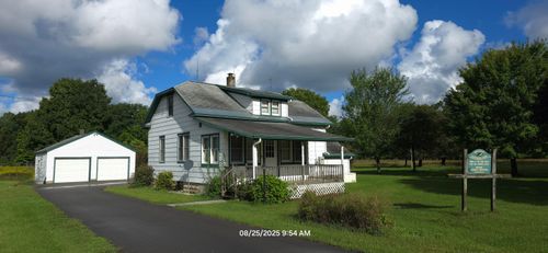 4729 Carlstrom Rd, Manistee, MI, 49660-9455 | Card Image
