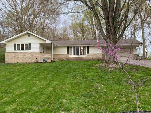 1004 Timbercrest Dr, Logansport, IN, 46947-1355 | Card Image