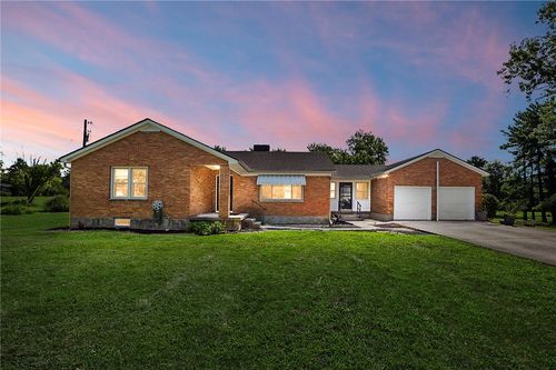 7741 Lois Cir, Dayton, OH, 45459-3601 | Card Image