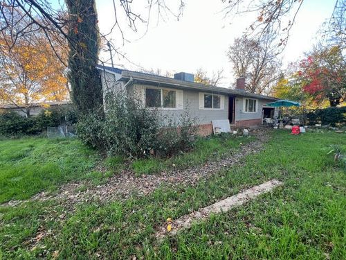 10680 Swede Creek Rd, Palo Cedro, CA, 96073-8755 | Card Image
