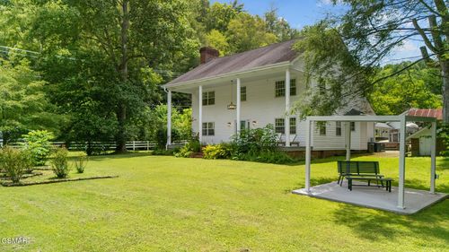 1139 Glades Rd, GATLINBURG, TN, 37738-5556 | Card Image