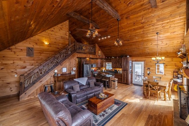 398 Dancing Trees Trl, Home with 3 bedrooms, 4 bathrooms and 1 parking in Morganton GA | Image 8