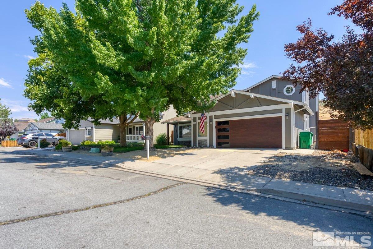 Satellite Dr, Sparks, NV 89436