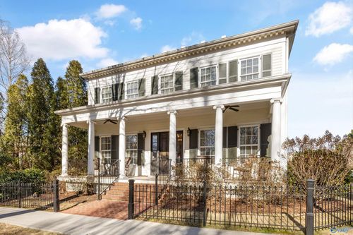 9 Thayer St Nw, Huntsville, AL, 35806-5247 | Card Image