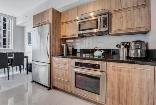 apt-1608-253 Ne 2nd St, Miami, FL, 33132-2292 | Card Image