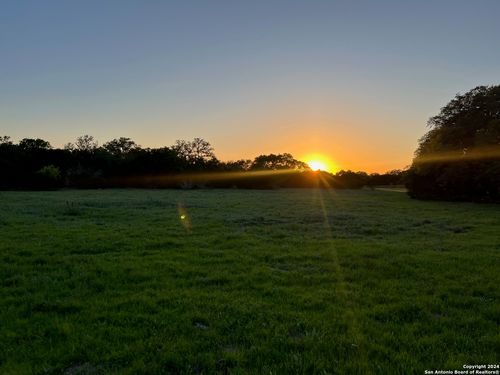 26 Vaquero, Pipe Creek, TX, 78063 | Card Image