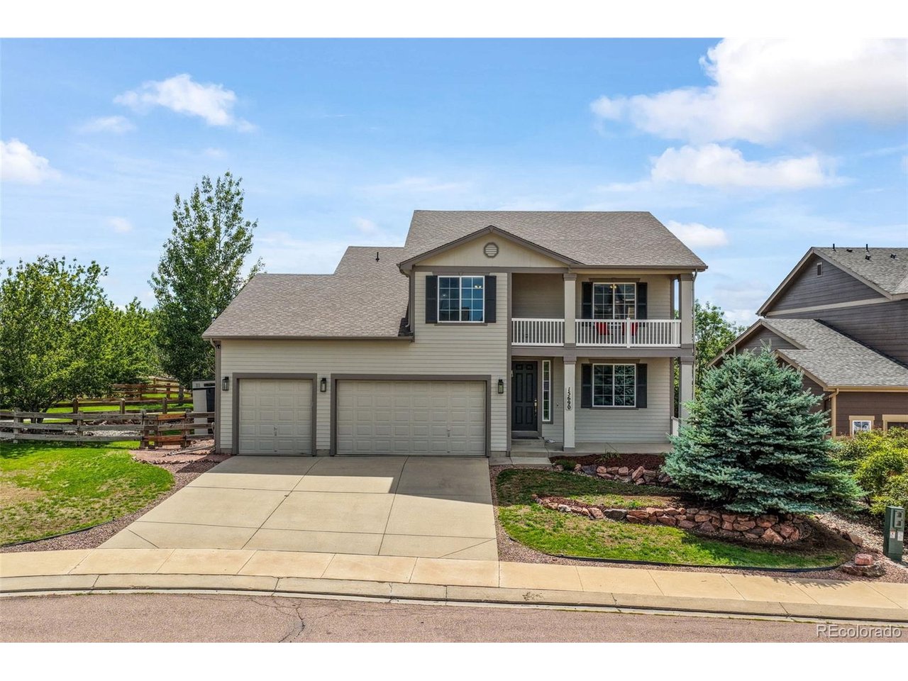 Residential in Monument 4