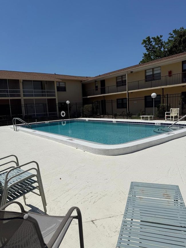 APT-205 - 130 E Johnson Ave, Condo with 2 bedrooms, 2 bathrooms and null parking in LAKE WALES FL | Image 21