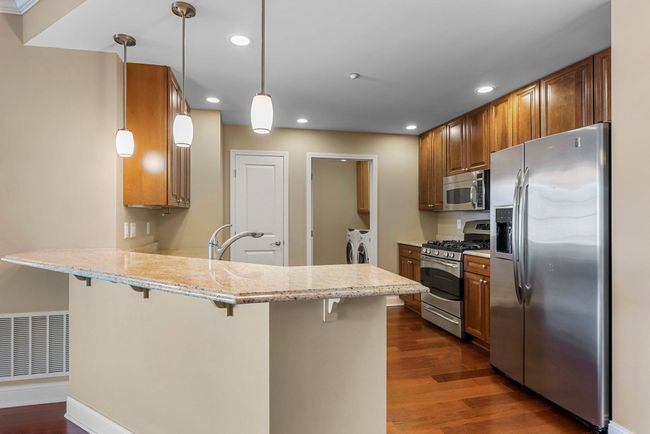 APT-112 - 1320 Riverside Ln, Condo with 2 bedrooms, 2 bathrooms and null parking in Mendota Heights MN | Image 29