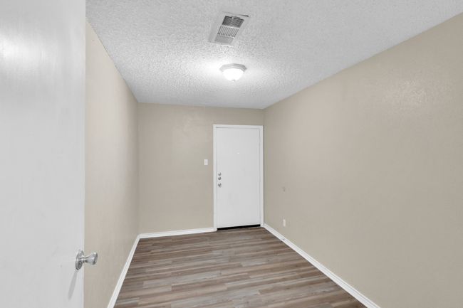 214 Hill Ln, House other with 3 bedrooms, 2 bathrooms and null parking in Red Oak TX | Image 17