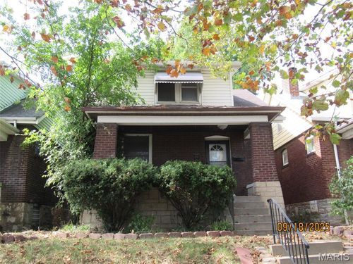 3737 Oak Hill Ave, Saint Louis, MO, 63116-3610 | Card Image