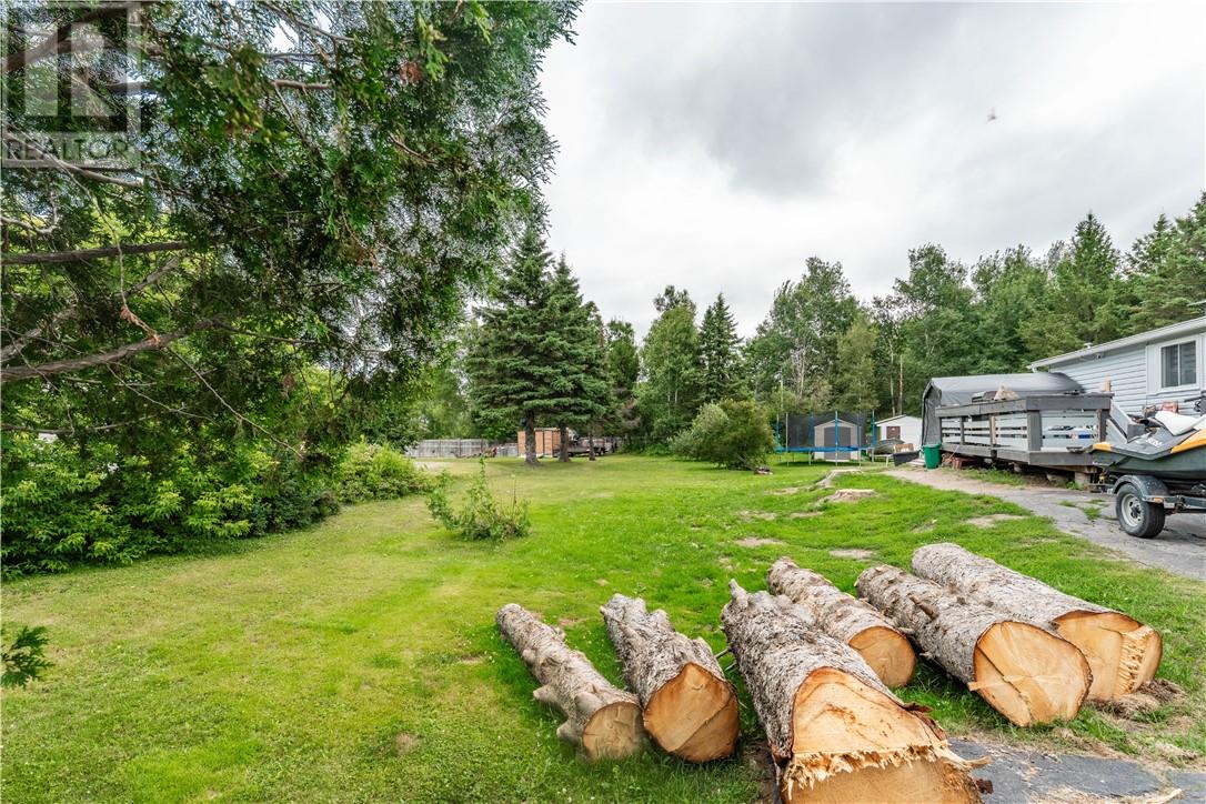 Land in Hanmer 4
