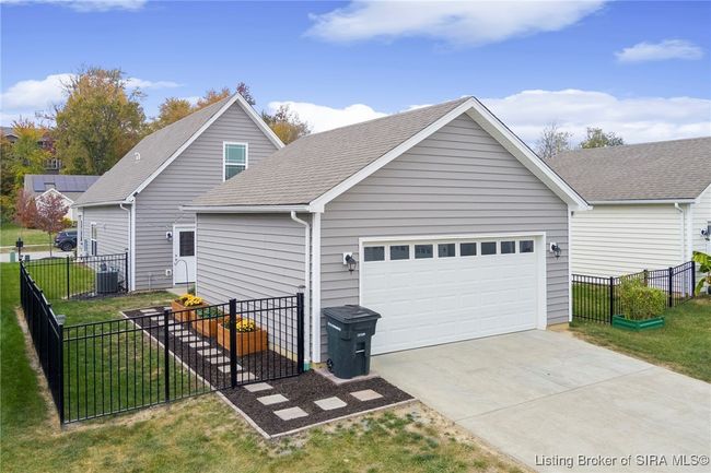 3908 Lotus Loop, Home with 3 bedrooms, 2 bathrooms and null parking in Jeffersonville IN | Image 48
