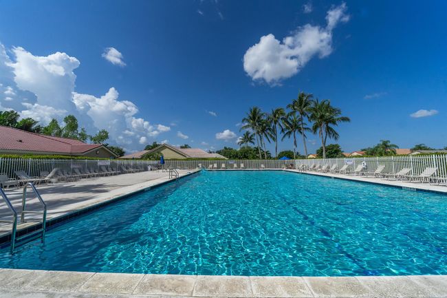 5086 Prairie Dunes Village Cir, House other with 3 bedrooms, 3 bathrooms and null parking in Lake Worth FL | Image 54