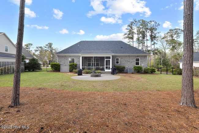 354 Crown Pointe Dr, House other with 3 bedrooms, 3 bathrooms and 2 parking in Hampstead NC | Image 35