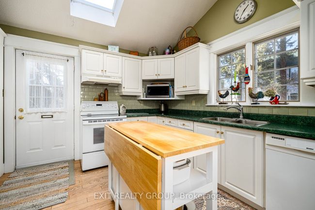 459 Moira St, House other with 4 bedrooms, 3 bathrooms and 3 parking in Tweed ON | Image 16