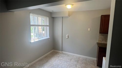 apt-102-45270 Keding St, Utica, MI, 48317-6043 | Card Image