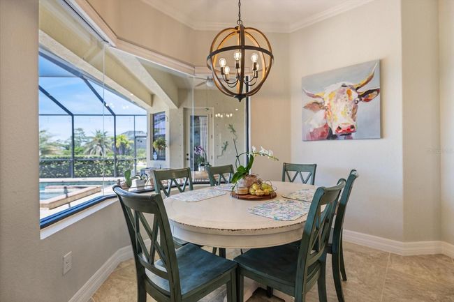 Breakfast Nook | Image 14