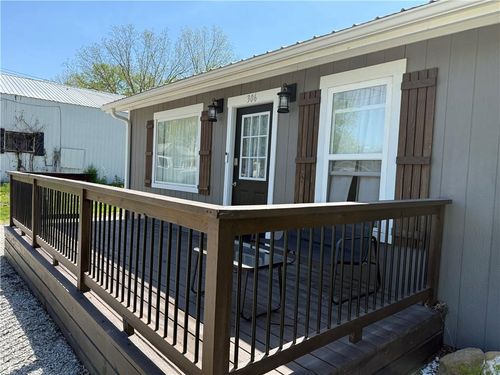 306 Park St, Gallatin, MO, 64640-1078 | Card Image