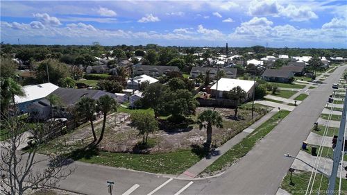 5152 Se Primrose Way, Stuart, FL, 34997 | Card Image