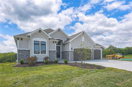 8212 Nw 89th Ter, Kansas City, MO, 64153-1930 | Card Image