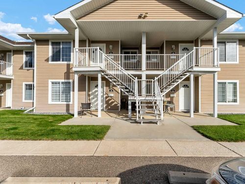 41 Northlands Lane Ne, Medicine Hat, AB, T1C0A8 | Card Image