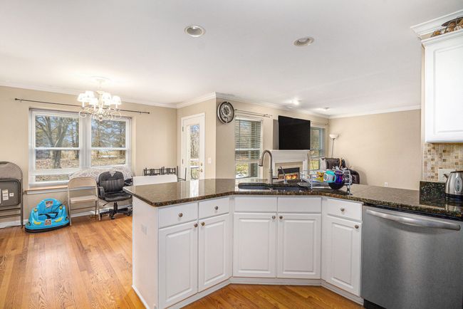2091 Palmer Dr, House other with 4 bedrooms, 3 bathrooms and null parking in Wixom MI | Image 16